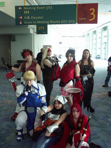 More cosplayers