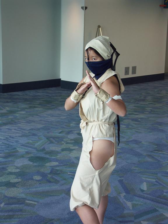 More cosplayers