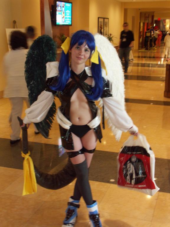 More cosplayers